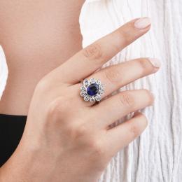 0.80 Karat Pırlantalı Ve 2.95 Karat Safir Yüzük