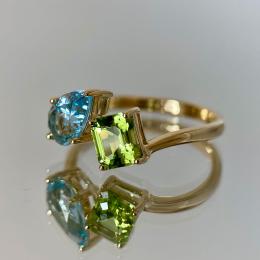 2 Karat Toi Et Moi Mavi Topaz Ve Peridot Yüzük